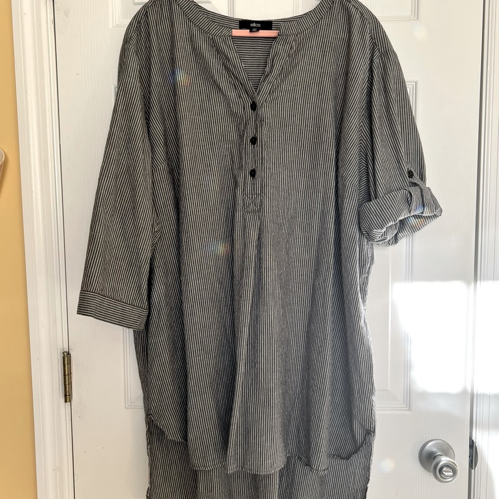 Ellos Tunic  26/28/2X gray & white stripe